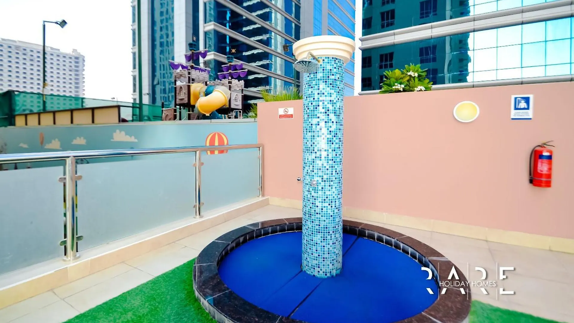 Rare Holiday Homes - Near City Center Ma'Eisem - Pool View - Crescent Tower A - R706 - Impz Dubai Apartment