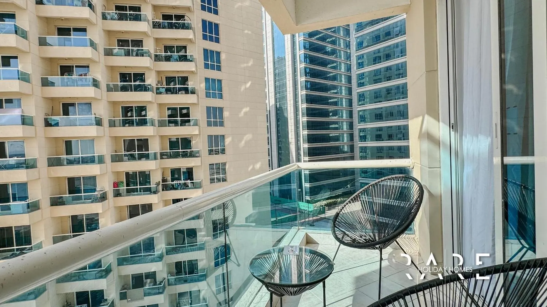 Rare Holiday Homes - Near City Center Ma'Eisem - Pool View - Crescent Tower A - R706 - Impz Dubai 0*,