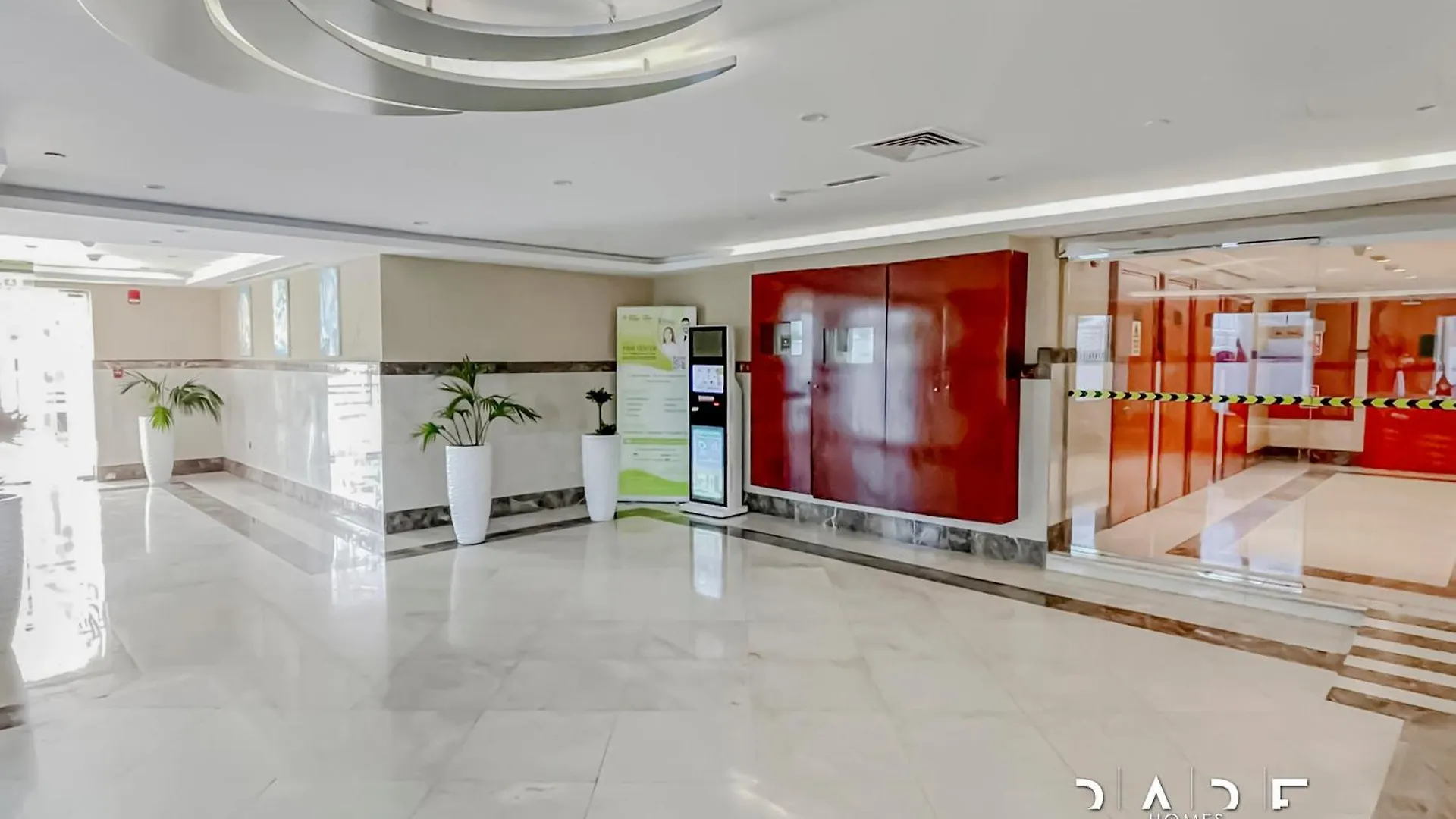 Rare Holiday Homes - Near City Center Ma'Eisem - Pool View - Crescent Tower A - R706 - Impz Dubai Appartamento